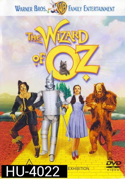 The Wizard Of Oz (1939) พ่อมดแห่งเมืองออซ (ขาว-ดำ) [ ช่วงกลางตอนที่โดโรธีเปิดประตูไปเมือง oz ก็จะเป็นสีทั้งเรื่องค่ะ ]